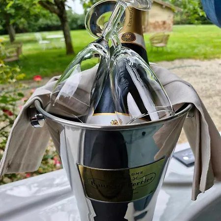 Domaine Le Clos Du Figuier Grisolles 3*