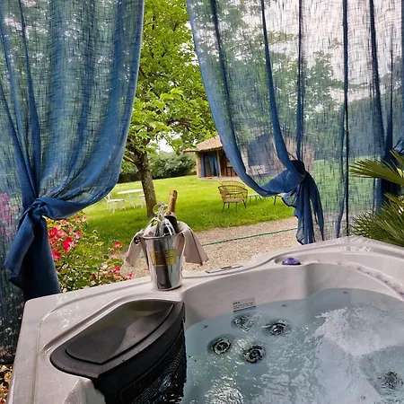 Domaine Le Clos Du Figuier Grisolles Bed & Breakfast