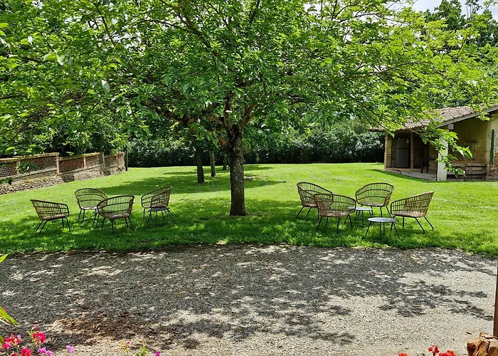 Domaine Le Clos Du Figuier Grisolles 3*