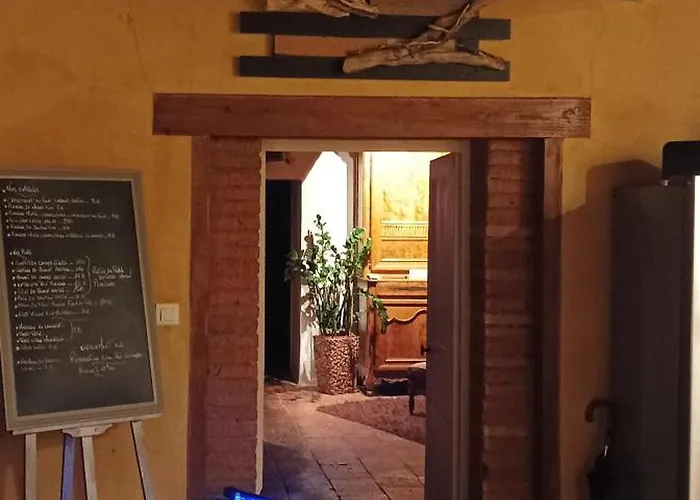 Domaine Le Clos Du Figuier Grisolles 3*